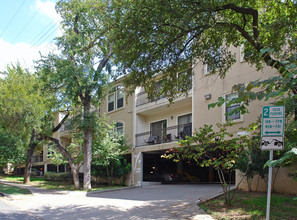 The Villas At San Gabriel in Austin, TX - Building Photo - Building Photo