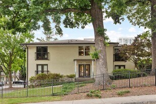 48 Peachtree Ave NE in Atlanta, GA - Building Photo