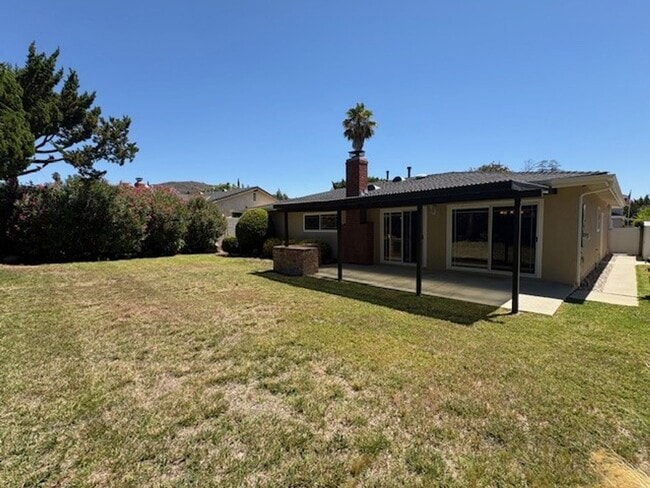5835 Wheelhouse Ln in Agoura Hills, CA - Building Photo - Building Photo