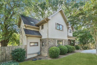 1399 N Druid Hills Rd in Atlanta, GA - Building Photo - Building Photo