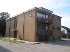 109 Wellington Ave Apartments