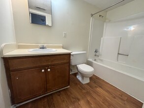 1426 Ascent Trail NW, Unit D in Huntsville, AL - Building Photo - Building Photo