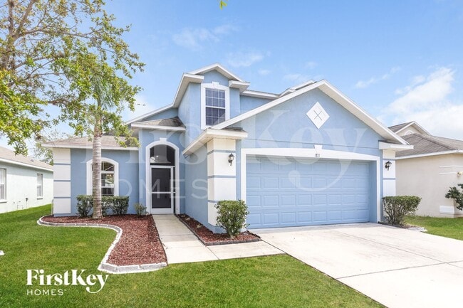 property at 811 15th St NE