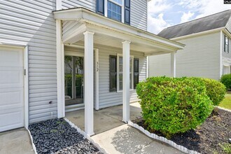312 E Waverly Pl Ct in Columbia, SC - Building Photo - Building Photo