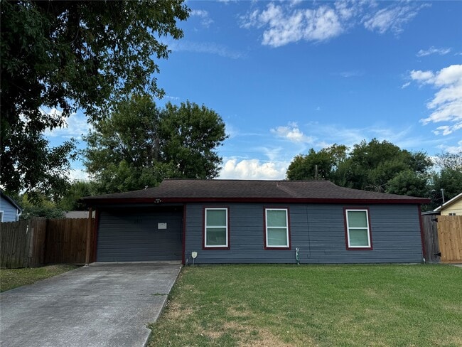 property at 2117 Pickerton Dr