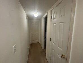 37 3rd St in Shalimar, FL - Building Photo - Building Photo