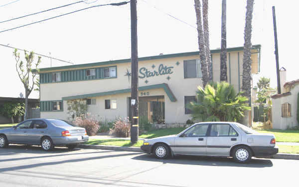 Starlite Apartments in Inglewood, CA - Building Photo