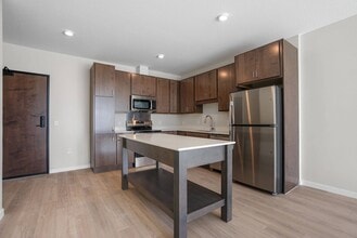 Croft at Rosecott in Rosemount, MN - Building Photo - Building Photo