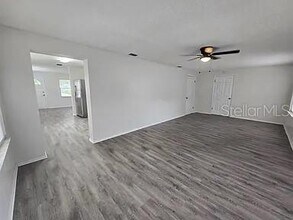 50 6th St in St. Cloud, FL - Building Photo - Building Photo