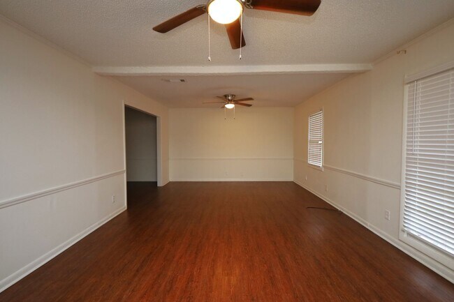 608 S College St in Hahira, GA - Building Photo - Building Photo