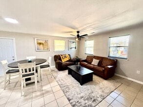 436 Jennifer Jean Dr in Baton Rouge, LA - Building Photo - Building Photo