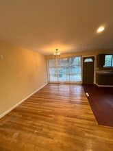 10322 Monarch Dr in St. Louis, MO - Building Photo - Building Photo