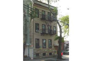 118 Pulaski St in Newark, NJ - Building Photo - Building Photo