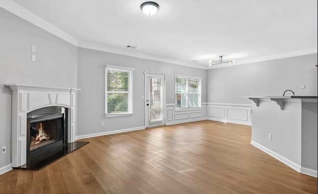 1610 Chattahoochee Ct in Atlanta, GA - Building Photo - Building Photo