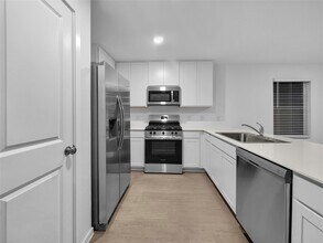 3054 Mallorca Dr in Conroe, TX - Building Photo - Building Photo