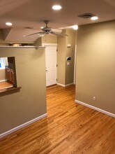 24 Henderson St, Unit 1 in Arlington, MA - Foto de edificio - Building Photo