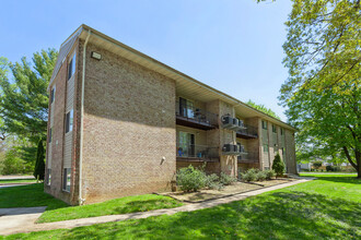 Gwynn Oak Apartments in Gwynn Oak, MD - Building Photo - Building Photo