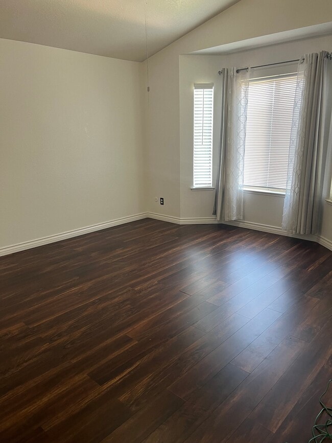 property at 999 Porter Ave