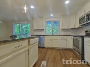 5909 Chatham Ct NW in Tucker, GA - Building Photo - Building Photo