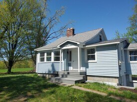 238 Co Rd 67 in Saratoga Springs, NY - Building Photo