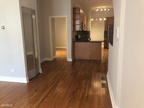 2613 W Evergreen Ave-Unit -Unit 1F in Chicago, IL - Building Photo - Building Photo