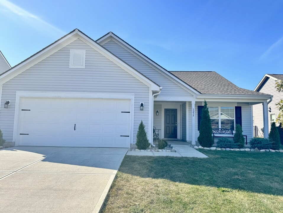 3235 Sandwalk Dr in Kokomo, IN - Building Photo