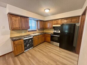 725 Briarwood Dr in Midwest City, OK - Building Photo - Building Photo