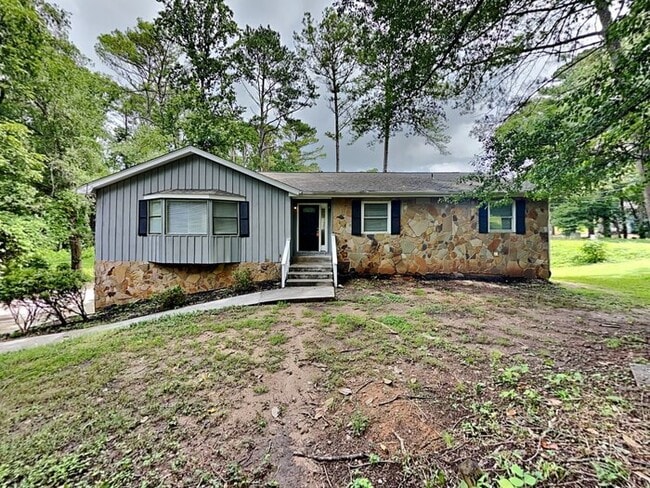 property at 756 Four Winds Ln