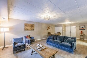 Bryn Mawr in Pittsburgh, PA - Foto de edificio - Building Photo