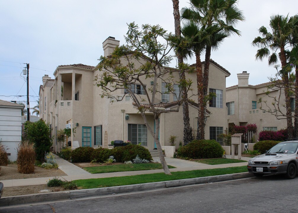 4066 Promontory St in San Diego, CA - Building Photo