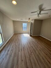 1314 Dewberry St in Wilmer, TX - Building Photo - Building Photo