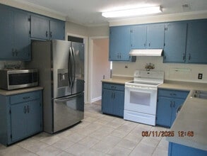 2213 Rolling Hill Ln in Sumter, SC - Building Photo - Building Photo