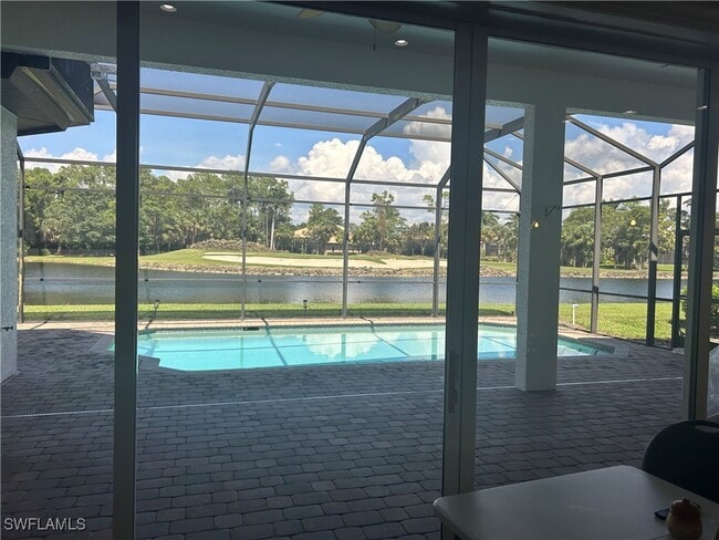 property at 7636 Sussex Ct