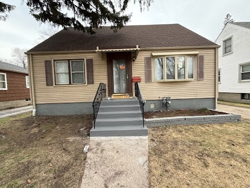 property at 18343 Oakwood Ave