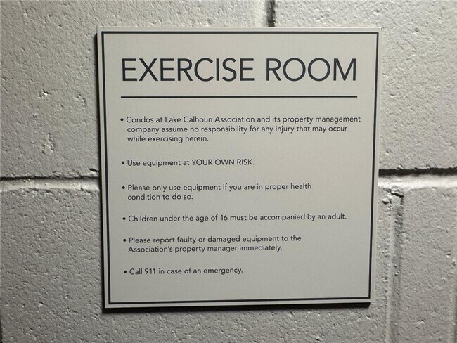 3150 Excelsior Blvd in Minneapolis, MN - Foto de edificio - Building Photo