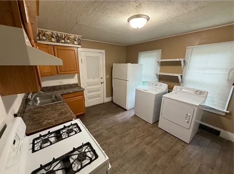 807 E Market St in Iowa City, IA - Building Photo - Building Photo