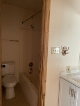 1524 S Avenue H, Unit 1524 S Ave H in Portales, NM - Building Photo - Building Photo
