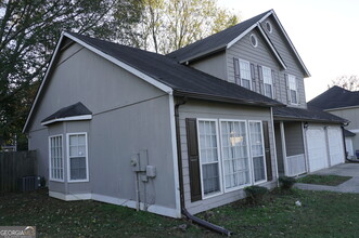 430 Thomas Downs Way in Jonesboro, GA - Building Photo - Building Photo