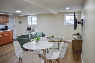 4105 Fort Hamilton Pkwy, Unit SI ID1296531P in Brooklyn, NY - Foto de edificio - Building Photo