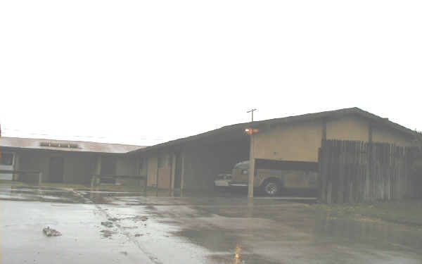 845 Virginia St in Manteca, CA - Building Photo