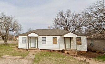 1315 SW E Ave in Lawton, OK - Building Photo