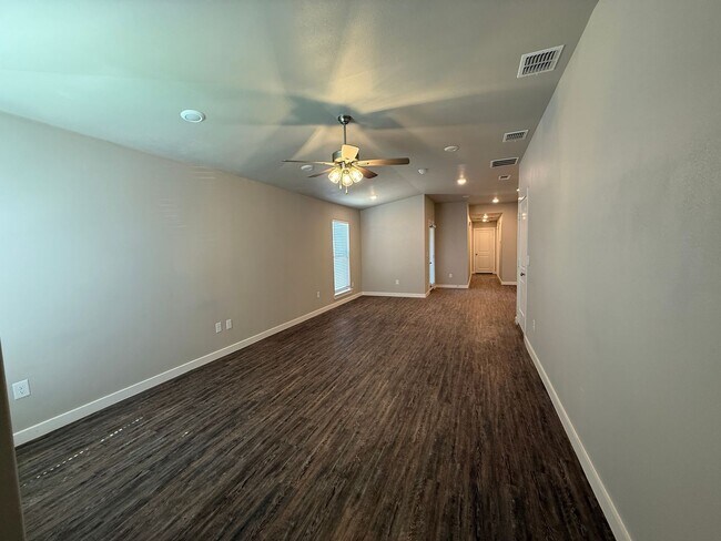 2010 Bryan Ave in Wolfforth, TX - Building Photo - Building Photo