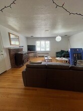 275 Tappan St, Unit 2 in Brookline, MA - Building Photo - Building Photo