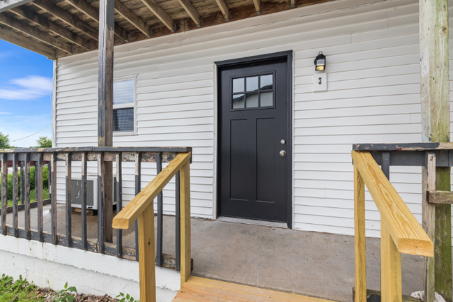 property at 901 N Gaskill St