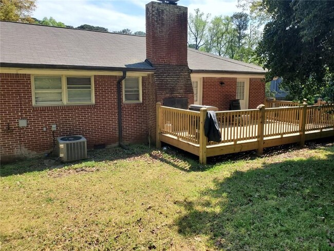 448 Susan Creek Dr in Stone Mountain, GA - Building Photo - Building Photo