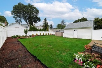 25 Aldred Ave in Rockville Centre, NY - Building Photo - Building Photo