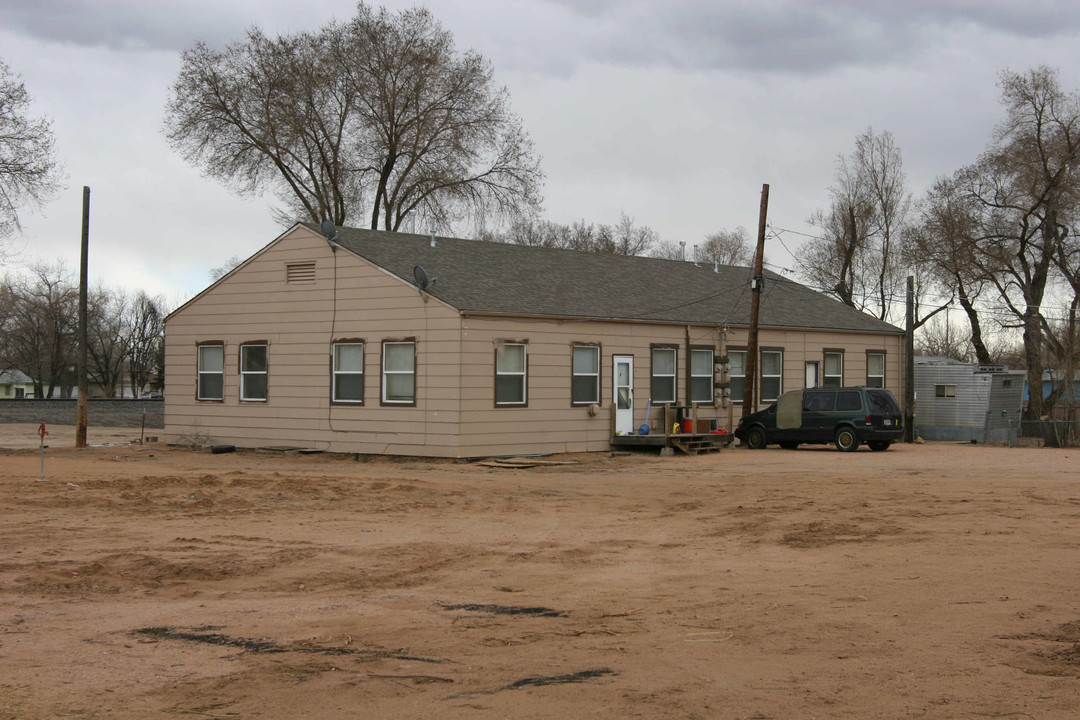 416 N Santa Fe Ave in Fountain, CO - Building Photo