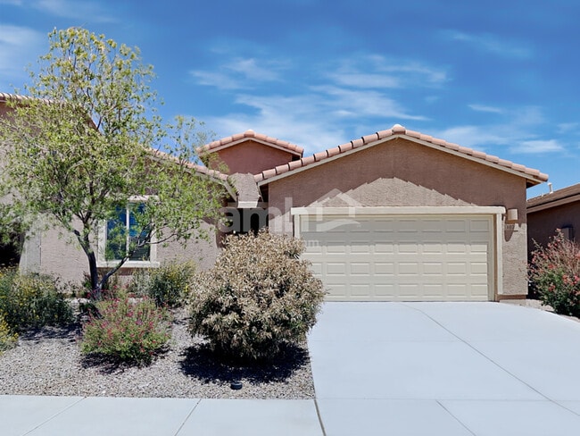 property at 1021 E Lumberjack Trail