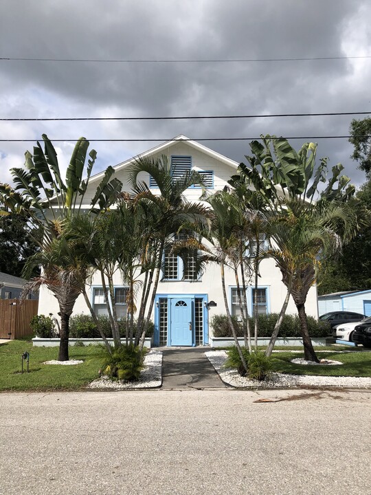 1661 8th St, Unit 1 in Sarasota, FL - Building Photo