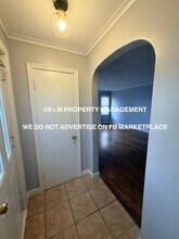 5840 Floyd St in Mission, KS - Building Photo - Building Photo